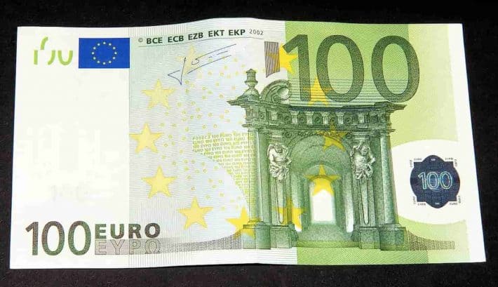 vEuro. Site rémunérateur. Un billet de 100 Euro.